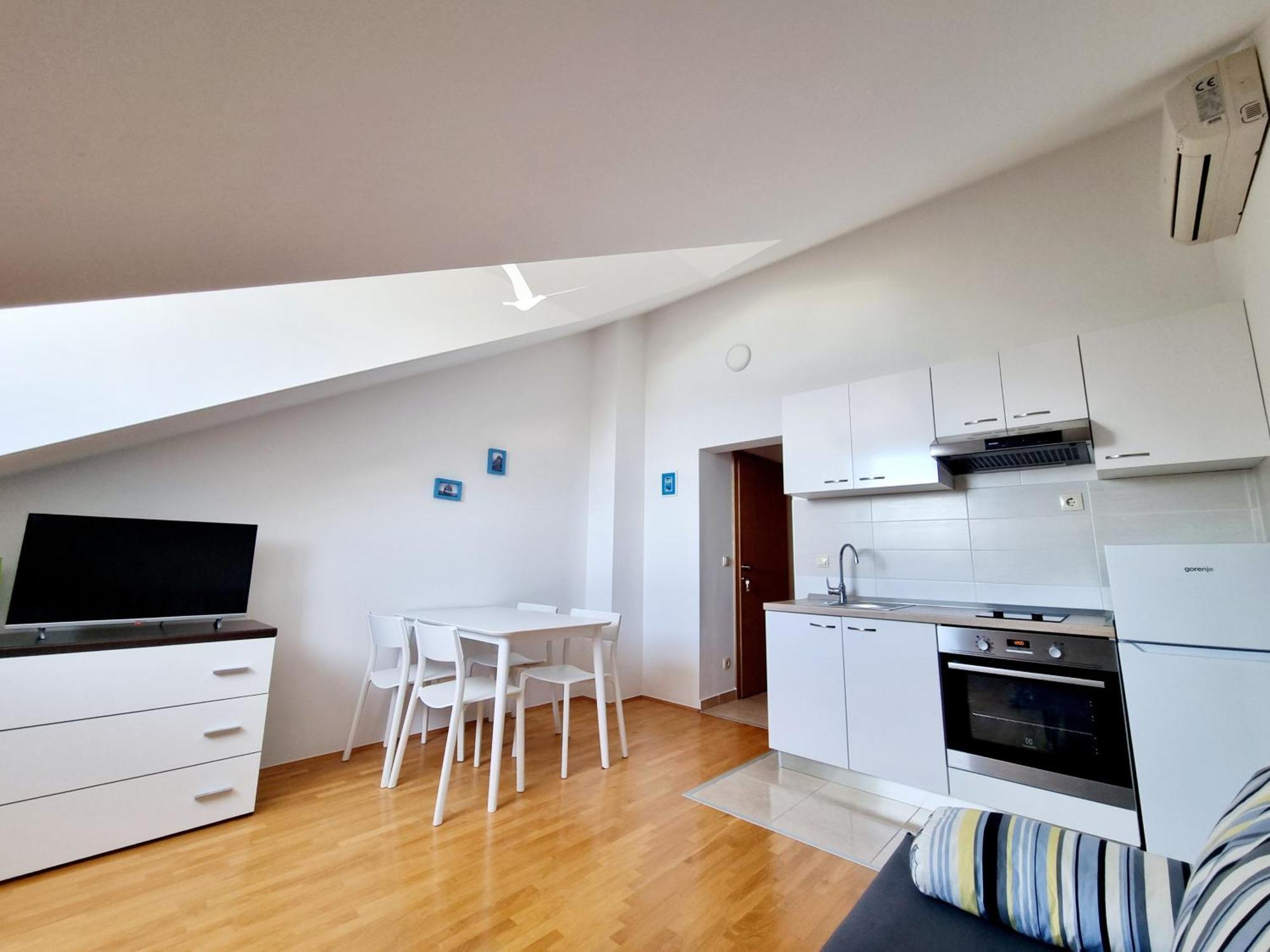 Apartments Iskra Duce Exterior photo